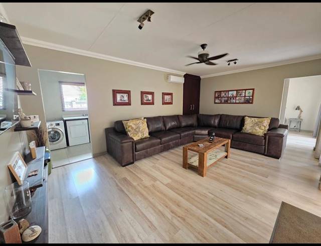 4 BEDROOM HOUSE FOR SALE IN GOLF PARK
